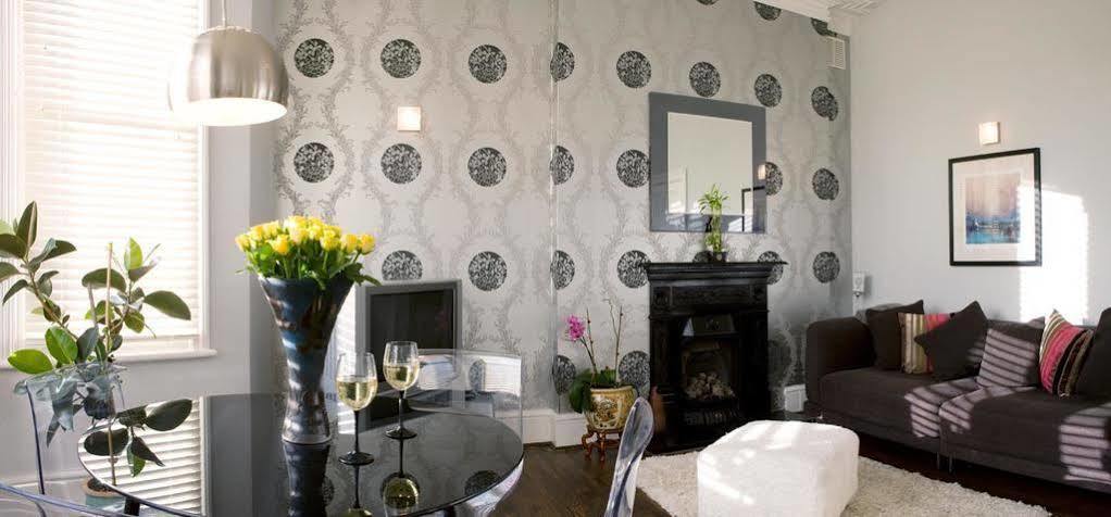 Victoria Park Lodge Leamington Spa Bagian luar foto